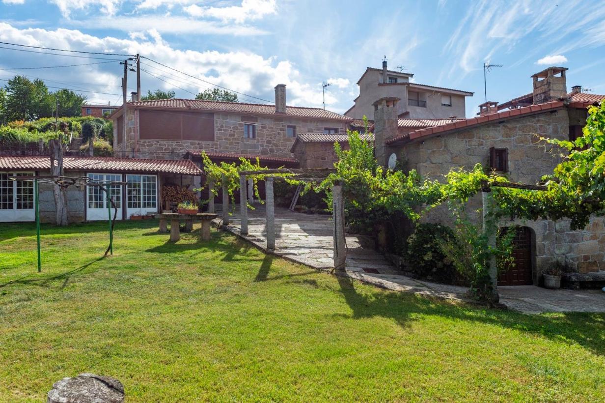 Apartmán Alouminos Do Ribeiro Ourense Exteriér fotografie